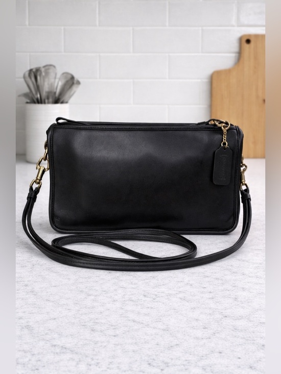 Coach Handbags - Coach Vintage 9455 Basic Top Zip Black Leather Shoulder Bag Split Strap USA